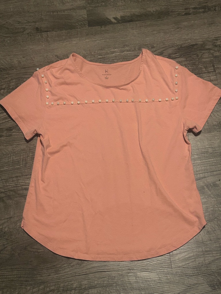Hannah Short Pearl Stringed Short Sleeve Blouse